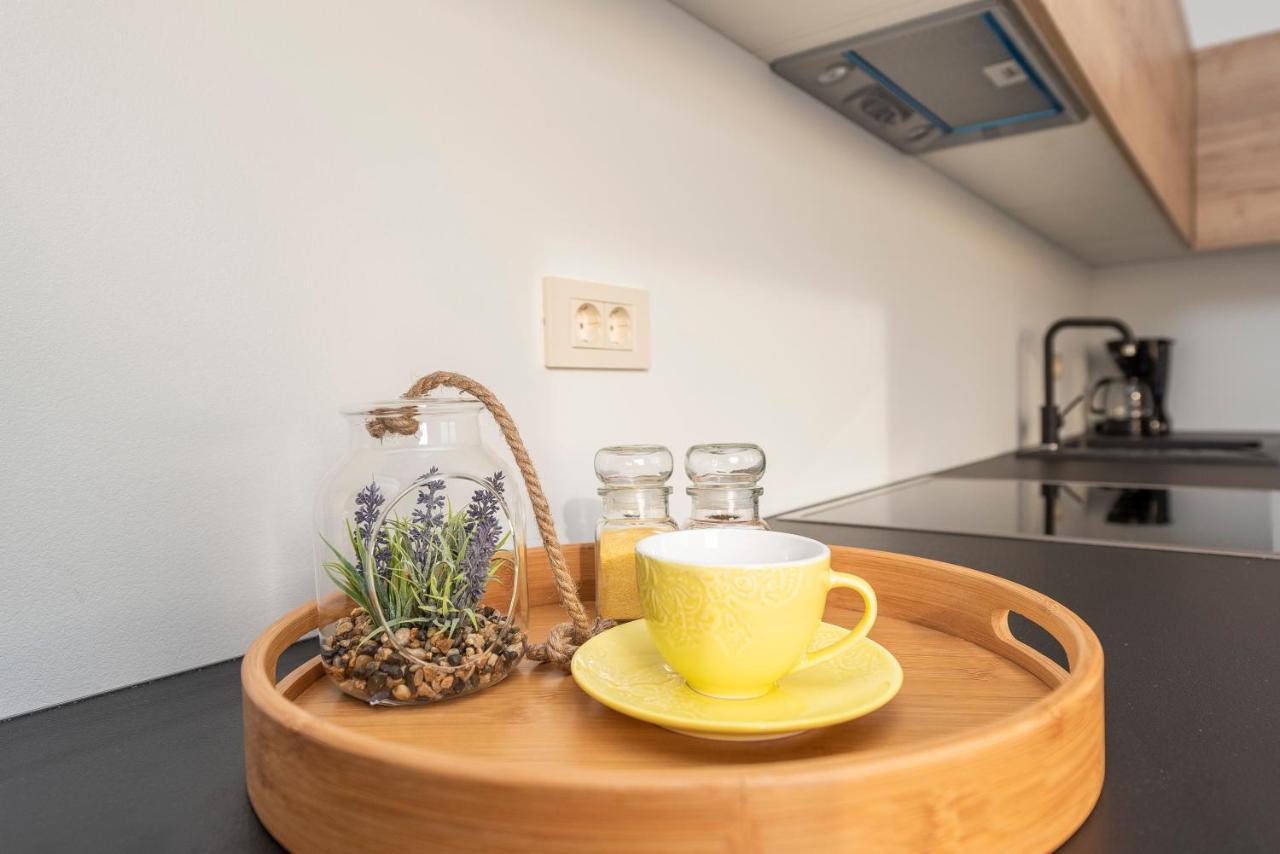 Eni 1 Apartment Mandre