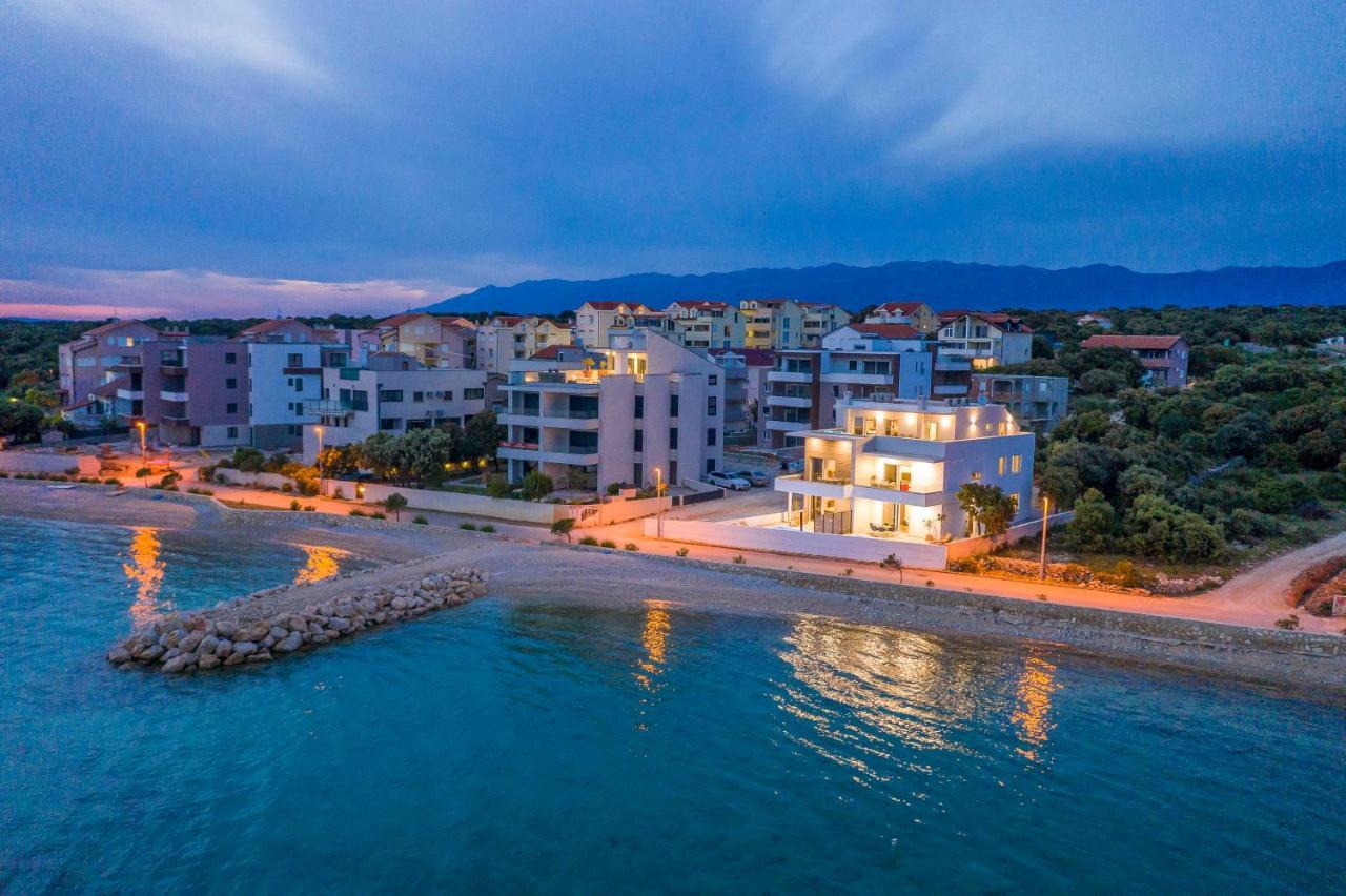 Eni 1 Apartament